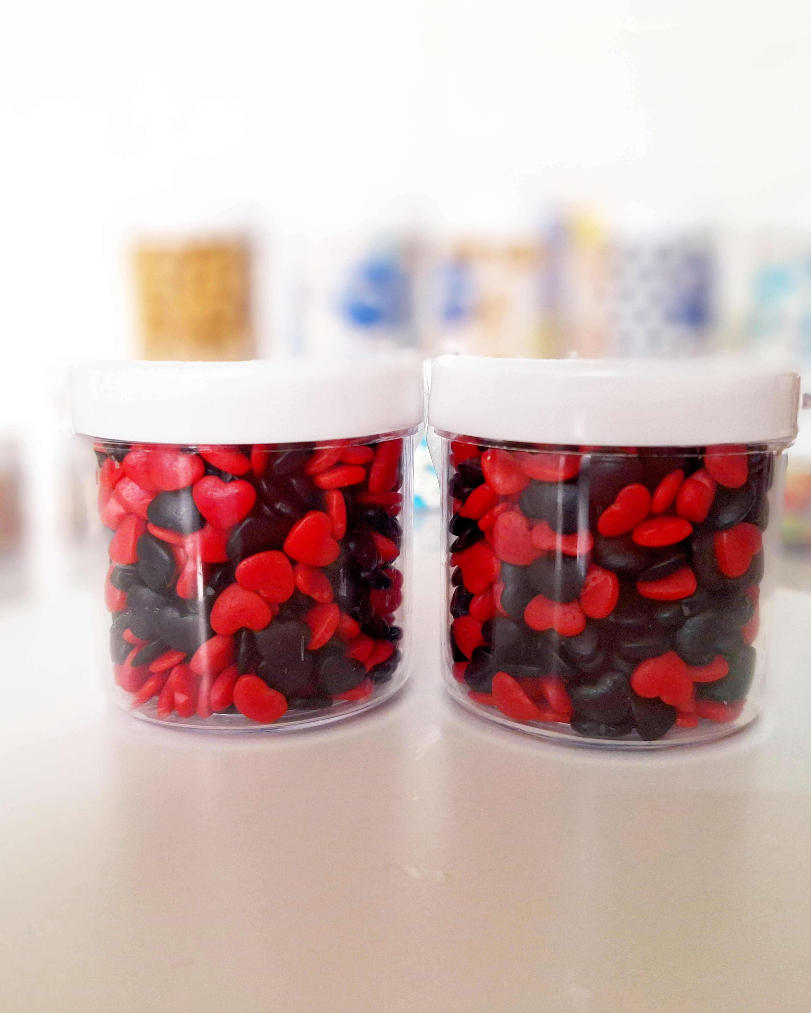 ترافل فوندانتی قلب قرمز و مشکی